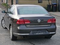 Gebraucht VW Passat 105 PS (77 kW) 2010 Braun Limousine