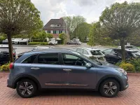 Gebraucht Kia Niro Spirit 141 PS (103 kW) 2020 Blau metallic SUV