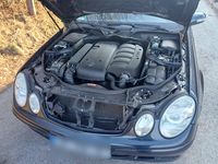 Gebraucht Mercedes E220 150 PS (110 kW) 2004 Blau Kombi