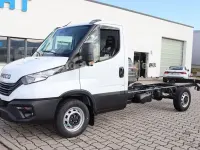 Nouvelle Iveco Daily 140 ch (102 kW) 2026 Blanc Monospace