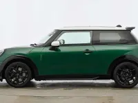 Gebraucht Mini John Cooper Works 156 PS (114 kW) 2024 Grün Kleinwagen