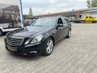 Gebraucht Mercedes E350 231 PS (169 kW) 2010 Obsidianschwarz  metalliclack Kombi