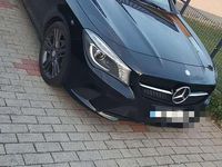 Gebraucht Mercedes CLA200 Urban 156 PS (114 kW) 2015 Schwarz Coupé