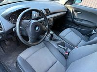 Gebraucht BMW 118 129 PS (94 kW) 2006 Schwarz Kleinwagen