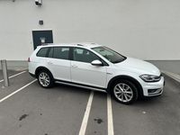 Usado VW Golf VII 184 HP (135 kW) 2019 Branco Carrinha