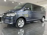 Gebraucht VW Caravelle Highline 204 PS (150 kW) 2017 Starlight blue metallic Van