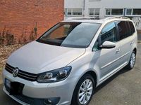 Gebraucht VW Touran Highline 150 PS (110 kW) 2011 Silber Van / Kleinbus