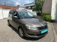 Gebraucht Skoda Roomster 86 PS (63 kW) 2014 Gold Van / Kleinbus