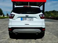 Gebraucht Ford Kuga 150 PS (110 kW) 2017 Weiß SUV