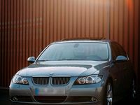 Second-hand BMW 330 258 CP (189 kW) 2004 Andere farben Berlinǎ