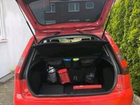 gebraucht Ford Fiesta Reifen + Kupplung + Zahnriemen + Batterie + Öl NEU
