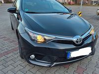 Gebraucht Toyota Auris 111 PS (81 kW) 2016 Schwarz Limousine