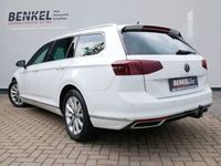 gebraucht VW Passat 2.0 Variant Elegance AHK DSG Kam. IQ-LED