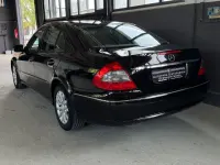 Gebraucht Mercedes E220 Elegance 170 PS (125 kW) 2009 Schwarz Limousine