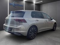 Gebraucht VW Golf VIII Move 110 PS (80 kW) 2023 Silber Limousine