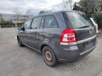 gebraucht Opel Zafira Diesel 1.7 2011 Motor und Getriebe gut 7 Sitze