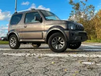 Używany Suzuki Jimny Style 84 KM (61 kW) 2017 Szary SUV