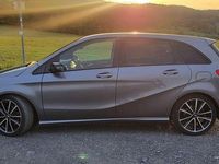 Gebraucht Mercedes B200 156 PS (114 kW) 2014 Grau Van / Kleinbus