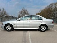 Gebraucht BMW 520 Exclusive 170 PS (125 kW) 2003 Silber Limousine