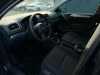 Gebraucht VW Golf VI 95 PS (69 kW) 2010 Schwarz Kleinwagen