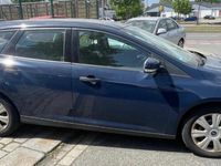 Gebraucht Ford Focus Trend 101 PS (74 kW) 2014 Blau Kombi