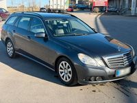 Gebraucht Mercedes E200 136 PS (100 kW) 2011 Braun Kombi