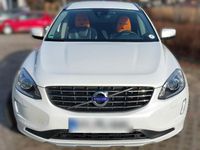 Gebraucht Volvo XC60 190 PS (139 kW) 2016 Weiß SUV