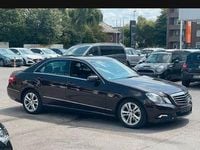 Gebraucht Mercedes E350 Avantgarde 292 PS (214 kW) 2009 Braun Limousine