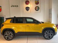 Neu Jeep Avenger Summit 110 PS (80 kW) 2025 Gelb SUV