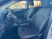 Gebraucht Ford Focus Cool & Connect 120 PS (88 kW) 2020 Weiß Kombi