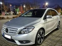Gebraucht Mercedes B180 109 PS (80 kW) 2012 Silber Van / Kleinbus