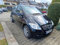 Gebraucht Mercedes A180 Elegance 116 PS (85 kW) 2010 Schwarz Van / Kleinbus