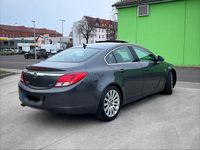 Gebraucht Opel Insignia 140 PS (102 kW) 2011 Grau Limousine