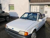 Gebraucht Ford Escort Cabriolet Ghia 73 PS (53 kW) 1990 Weiß Cabrio