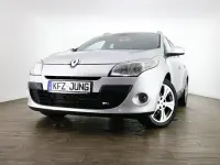 Gebraucht Renault Mégane III Dynamique 131 PS (96 kW) 2011 Grau Limousine