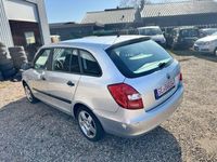 Gebraucht Skoda Fabia Active 90 PS (66 kW) 2012 Silber Kombi