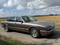 Gebraucht Jaguar X300 241 PS (177 kW) 1997 Grau Limousine