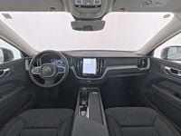 Gebraucht Volvo XC60 Core 197 PS (144 kW) 2023 Blau denim blue / metallic SUV