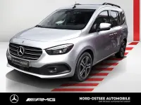 Gebraucht Mercedes T180 Progressive 116 PS (85 kW) 2024 Silber Van / Kleinbus
