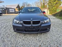 Gebraucht BMW 318 129 PS (94 kW) 2006 Sparkling graphite metallic Limousine