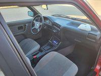 Gebraucht BMW 316 99 PS (72 kW) 1988 Rot Limousine