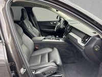 Gebraucht Volvo XC60 Plus 349 PS (256 kW) 2024 Grau SUV