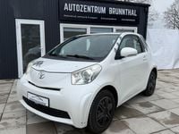 Używany Toyota iQ Basis 90 KM (66 kW) 2009 Biały Hatchback
