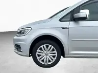 Używany VW Caddy Maxi Beach 131 KM (96 kW) 2021 Srebrny Minivan