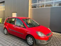 Gebraucht Ford Fiesta 70 PS (51 kW) 2006 Rot Kleinwagen