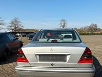 Gebraucht Mercedes C180 122 PS (89 kW) 1999 Silber Limousine