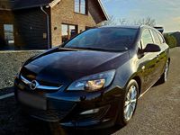Gebraucht Opel Astra 110 PS (80 kW) 2013 Schwarz Kombi