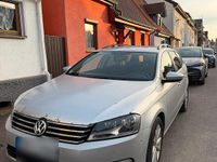 Gebraucht VW Passat 125 PS (91 kW) 2012 Silber Kombi