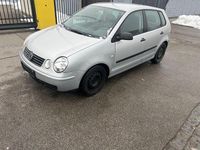 Gebraucht VW Polo Basis 54 PS (39 kW) 2004 Silber Limousine