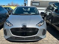 Neu Mazda 2 Center-Line 92 PS (67 kW) 2025 Silber Limousine